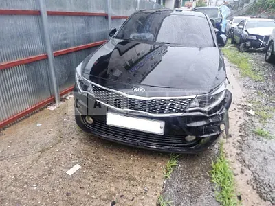 Photo 1 of 16: 2016 Kia K5, VIN KNAGT411BGA073157 — Korean insurance auction