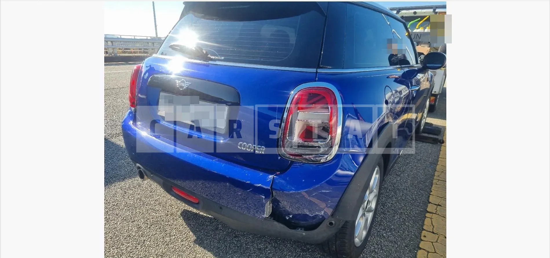 Photo 2 of 4: 2020 MINI Cooper (16 17 18) — Korean insurance auction