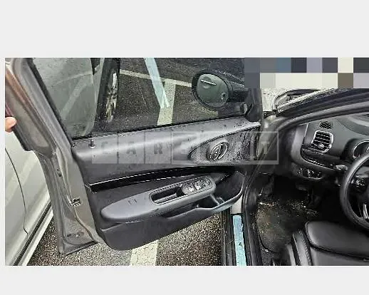 Photo 2 of 15: 2020 MINI Cooper Clubman — Korean insurance auction