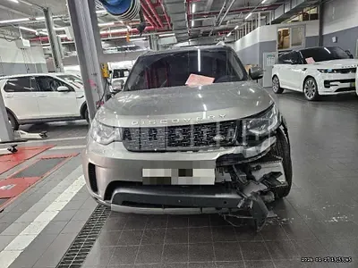 Photo 1 of 17: 2018 Land Rover Discovery TD6 — Korean insurance auction