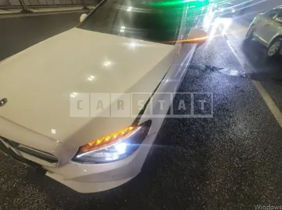 Photo 2 of 14: 2018 Mercedes-Benz C 220d — Korean insurance auction