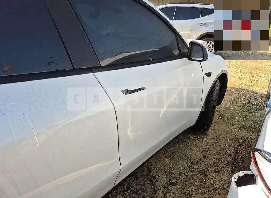 Photo 2 of 18: 2021 Tesla Model Y Long Range — Korean insurance auction