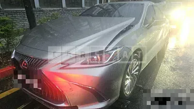 Photo 1 of 6: 2020 Lexus ES300h — Korean insurance auction
