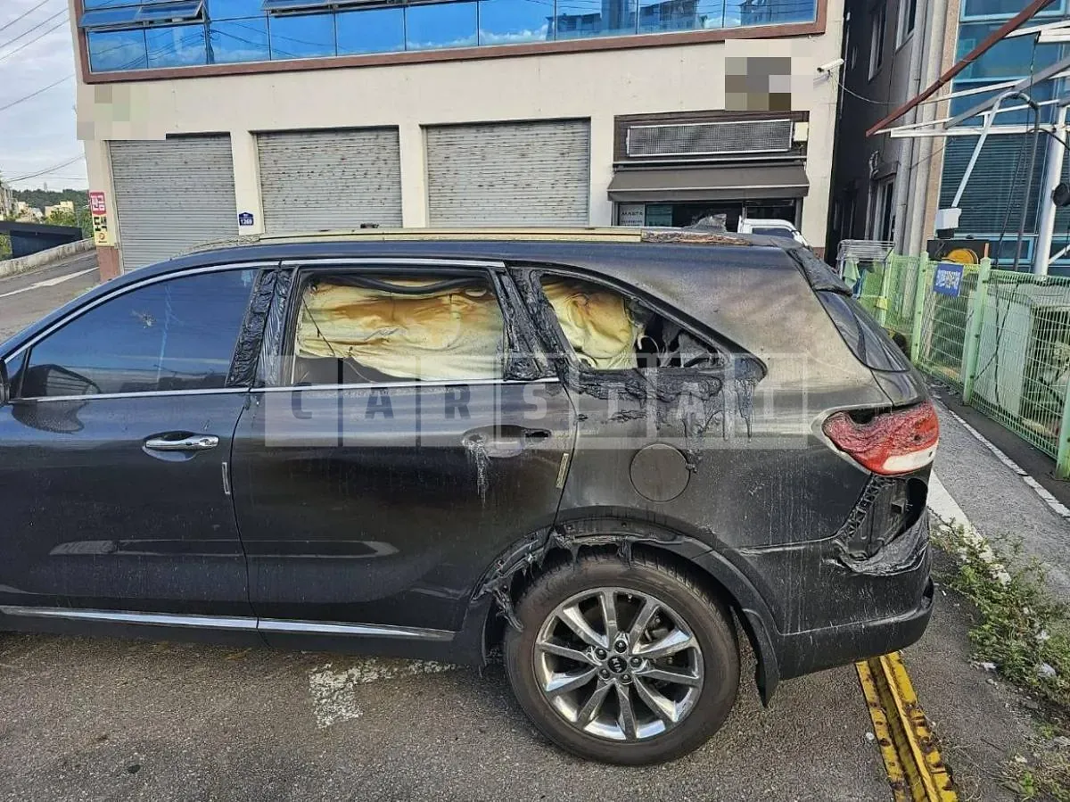 Photo 2 of 15: 2017 Kia Sorento — Korean insurance auction