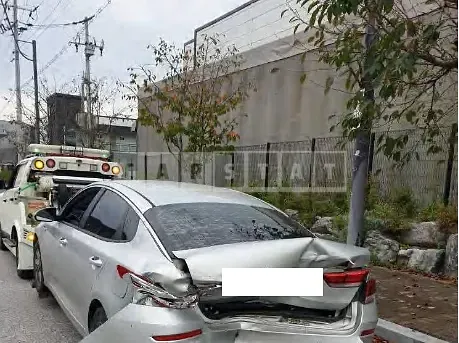 Photo 2 of 2: 2020 Kia K5 — Korean insurance auction