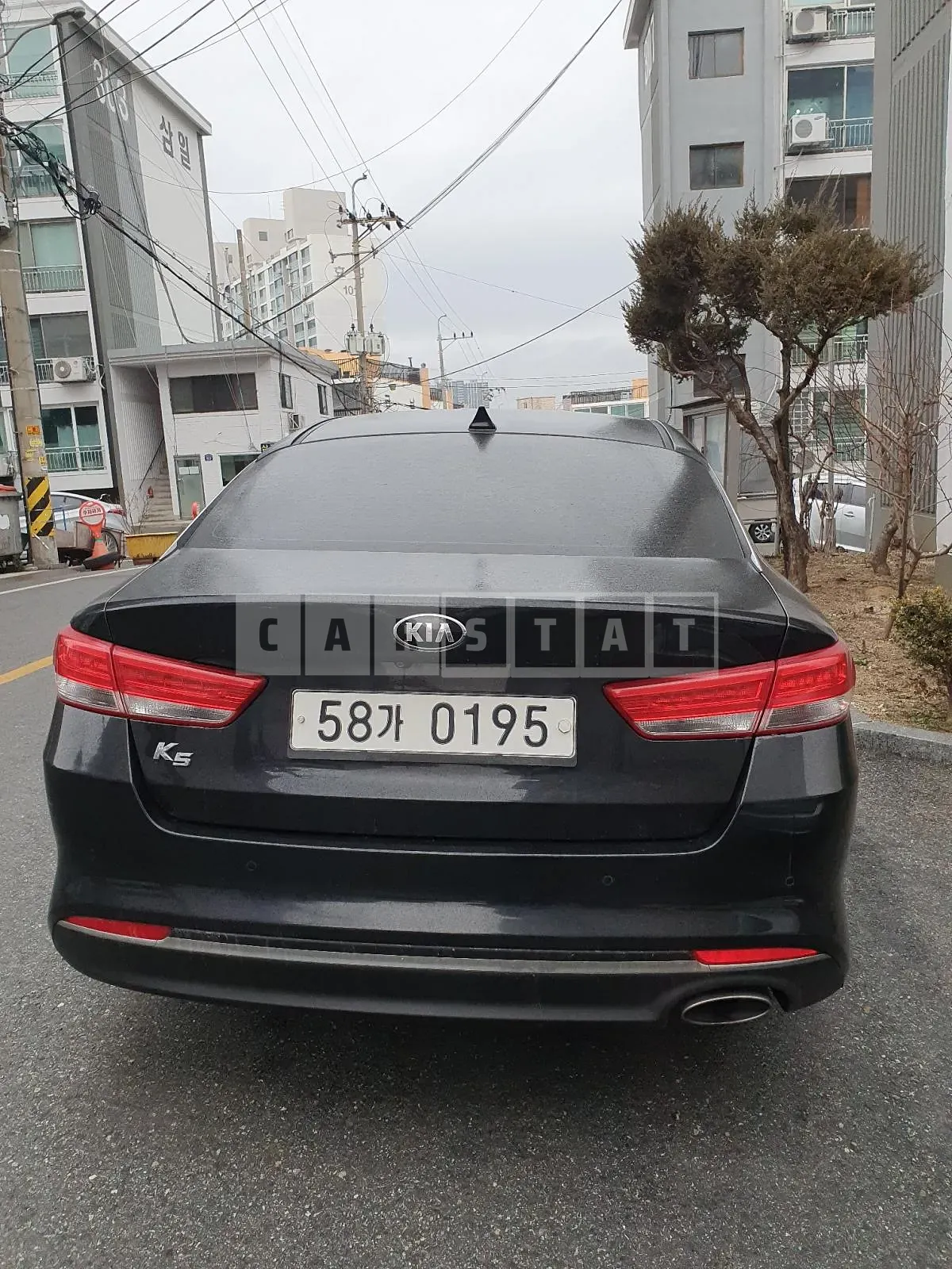 Photo 2 of 6: 2015 Kia K5 2.0 — Korean insurance auction
