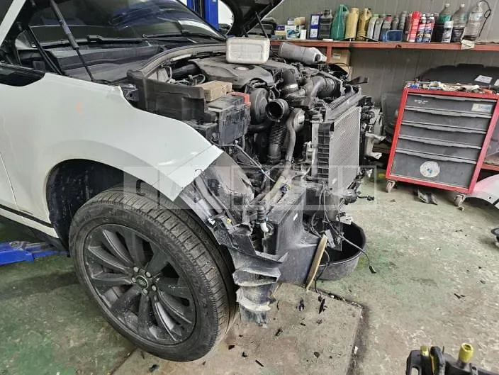 Photo 2 of 20: 2018 Land Rover Range Rover Bella D300, VIN SALYA2BK9JA769577 — Korean insurance auction