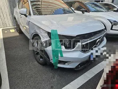 Photo 1 of 20: 2022 Volvo XC40B4 AWD — Korean insurance auction