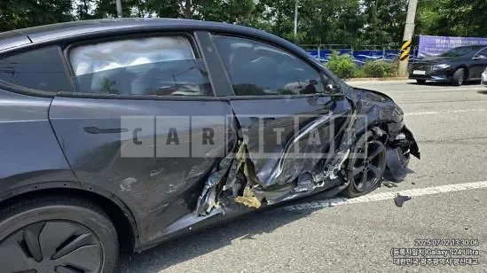 Photo 2 of 21: 2025 Tesla Model Y RWD — Korean insurance auction