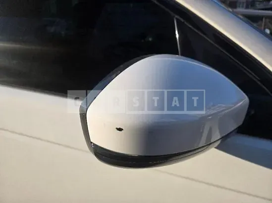 Photo 2 of 25: 2017 Land Rover Discovery Sport 2.0d, VIN SALCA2BN1HH713431 — Korean insurance auction
