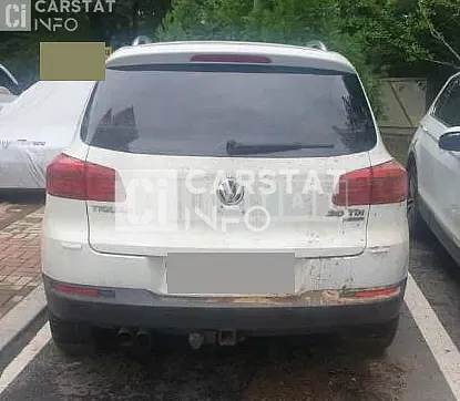 Photo 2 of 15: 2014 Volkswagen Tiguan 2.0 TDI Blue Motion — Korean insurance auction