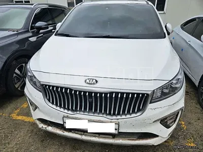 Photo 1 of 26: 2019 Kia Carnival — Korean insurance auction