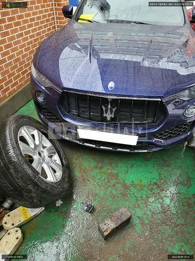 Photo 1 of 48: 2018 Maserati Levante S, VIN ZN661YUG8JX285423 — Korean insurance auction