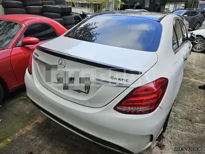 Photo 1 of 19: 2018 Mercedes-Benz C250 d 4Matic — Korean insurance auction