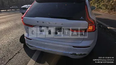 Photo 1 of 15: 2023 Volvo XC60B5 AWD — Korean insurance auction
