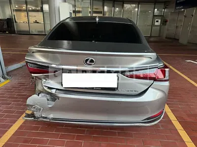 Photo 1 of 11: 2023 Lexus ES300h, VIN JTHBA1C15P2012299 — Korean insurance auction
