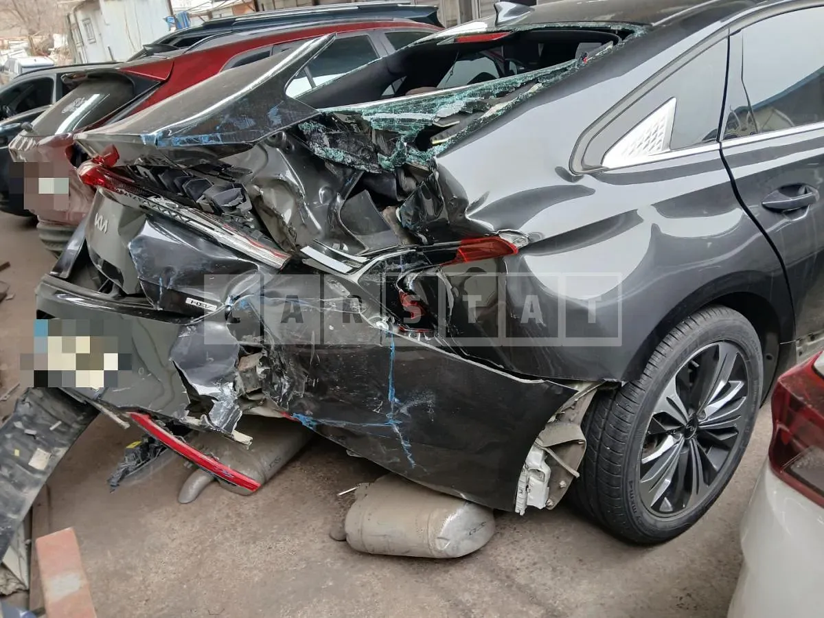 Photo 2 of 11: 2021 Kia K8 Hybrid — Korean insurance auction