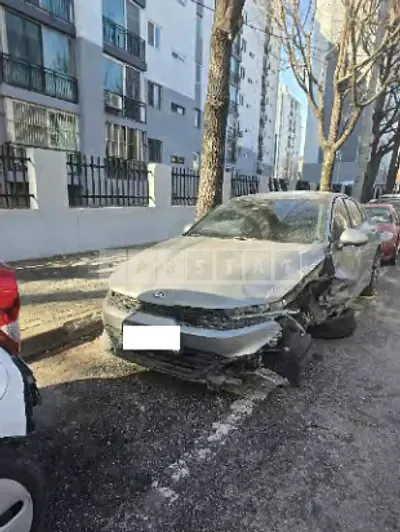 Photo 1 of 5: 2020 Kia K5 — Korean insurance auction