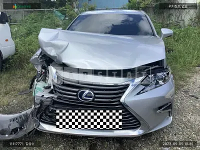 Photo 1 of 11: 2018 Lexus ES300h, VIN JTHBW1GG9J2177666 — Korean insurance auction
