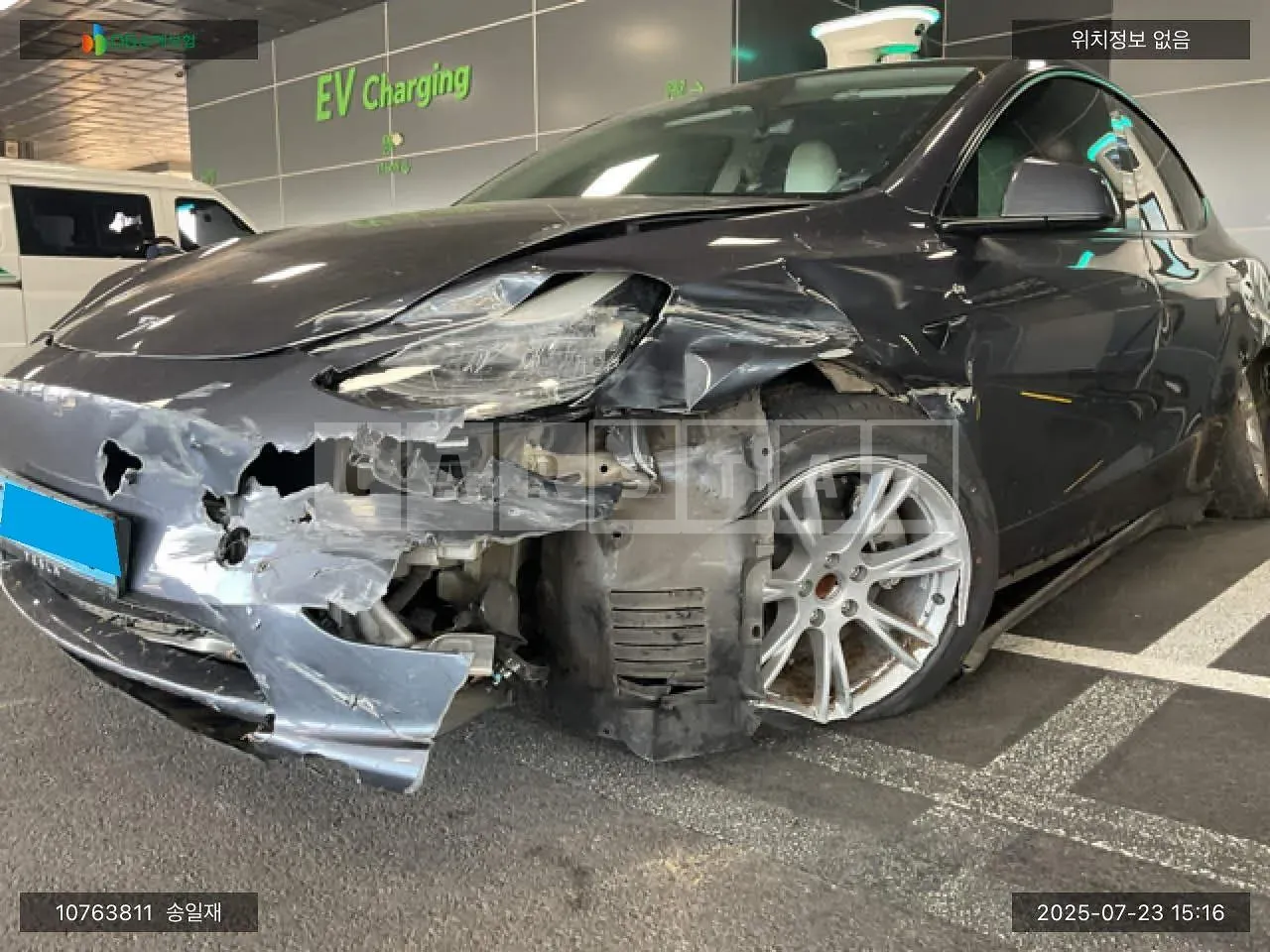 Photo 2 of 26: 2024 Tesla Model Y RWD, VIN LRWYGCFS3RC427724 — Korean insurance auction
