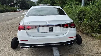 Photo 1 of 11: 2024 Mercedes-Benz E 300 4Matic — Korean insurance auction