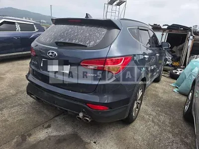 Photo 1 of 7: 2015 Hyundai Santa Fe DM — Korean insurance auction