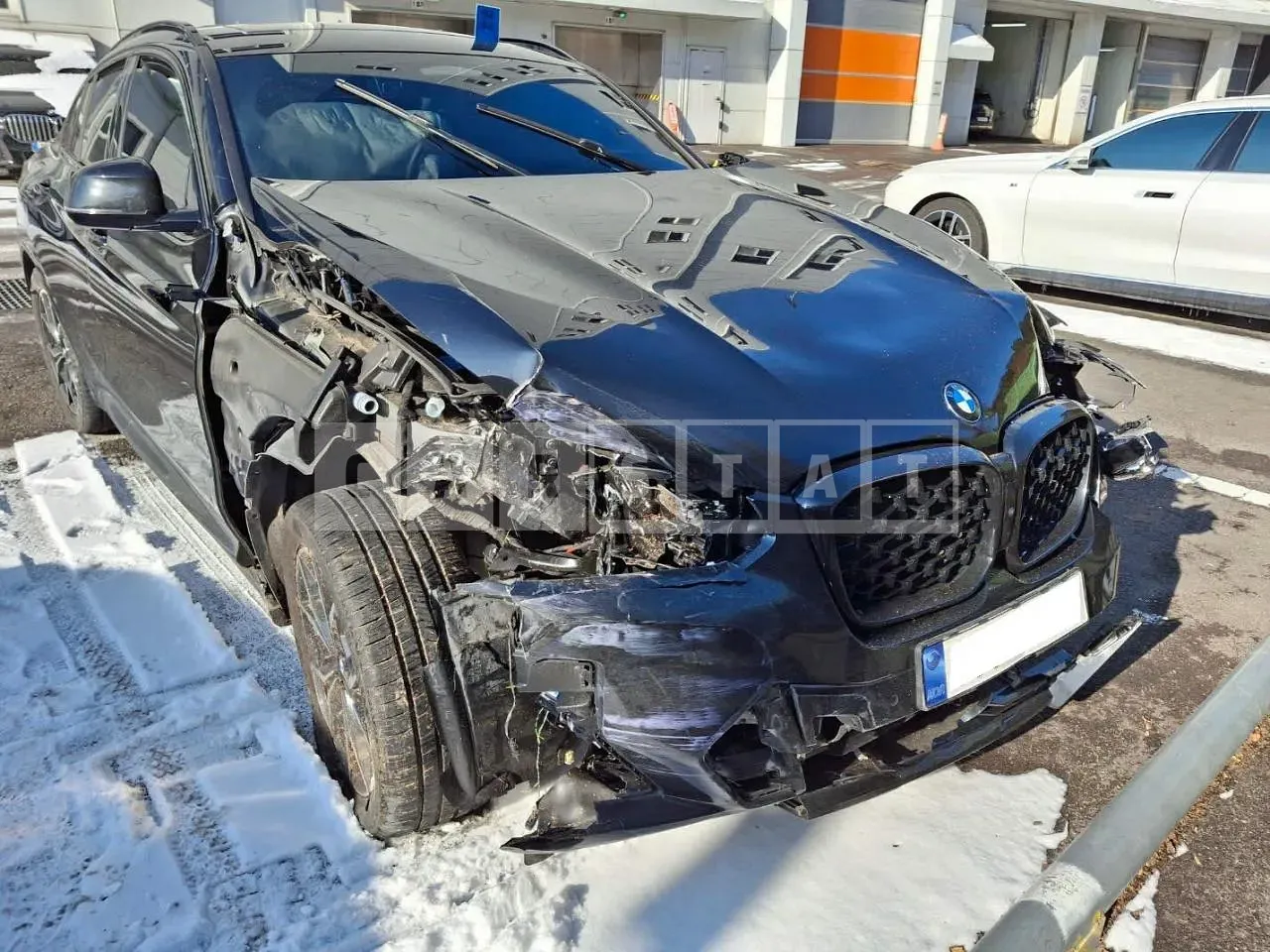 Photo 2 of 20: 2024 BMW X4 xDrive20i, VIN WBA21DT07R9V62704 — Korean insurance auction