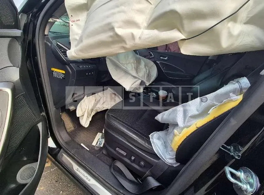 Photo 2 of 3: 2016 Hyundai Santa Fe DM Diesel 2.0 4WD — Korean insurance auction