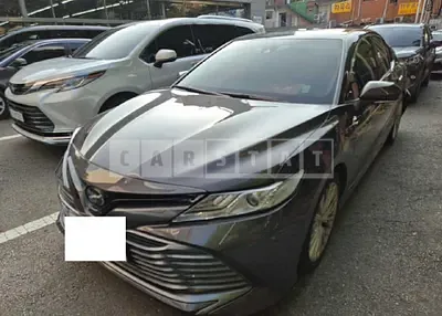 Photo 1 of 37: 2018 Toyota Camry — Korean insurance auction