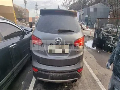 Photo 1 of 12: 2015 Hyundai Santa Fe DM — Korean insurance auction