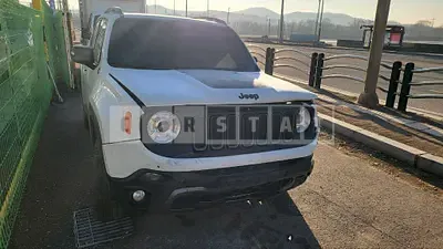 Photo 1 of 14: 2018 Jeep Zip Renegade — Korean insurance auction