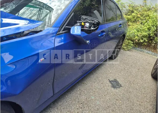 Photo 2 of 46: 2021 BMW 320d — Korean insurance auction