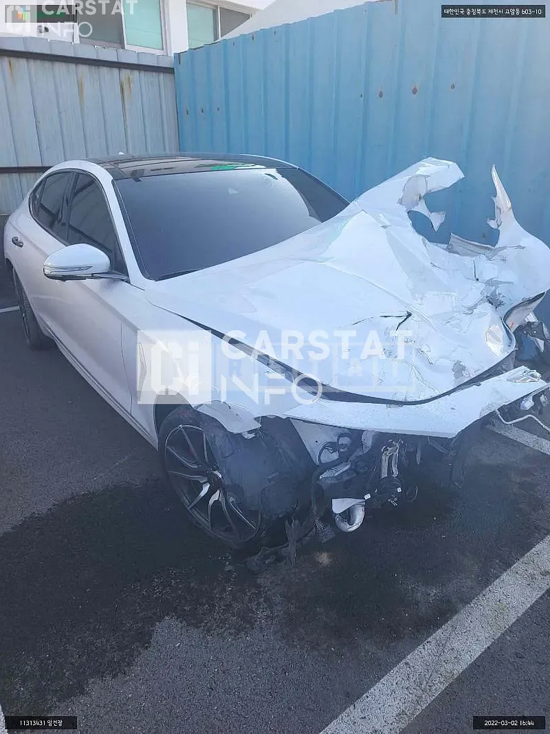 Photo 2 of 17: 2019 Genesis G70, VIN KMTG341ADKU041502 — Korean insurance auction