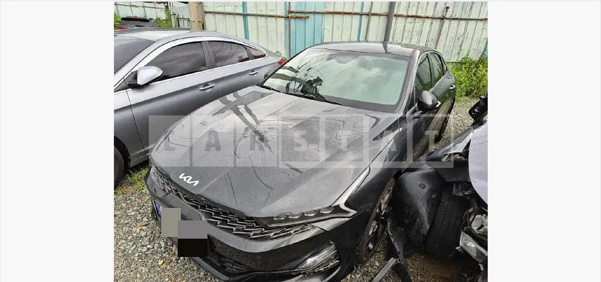 Photo 2 of 10: 2022 Kia K5 — Korean insurance auction