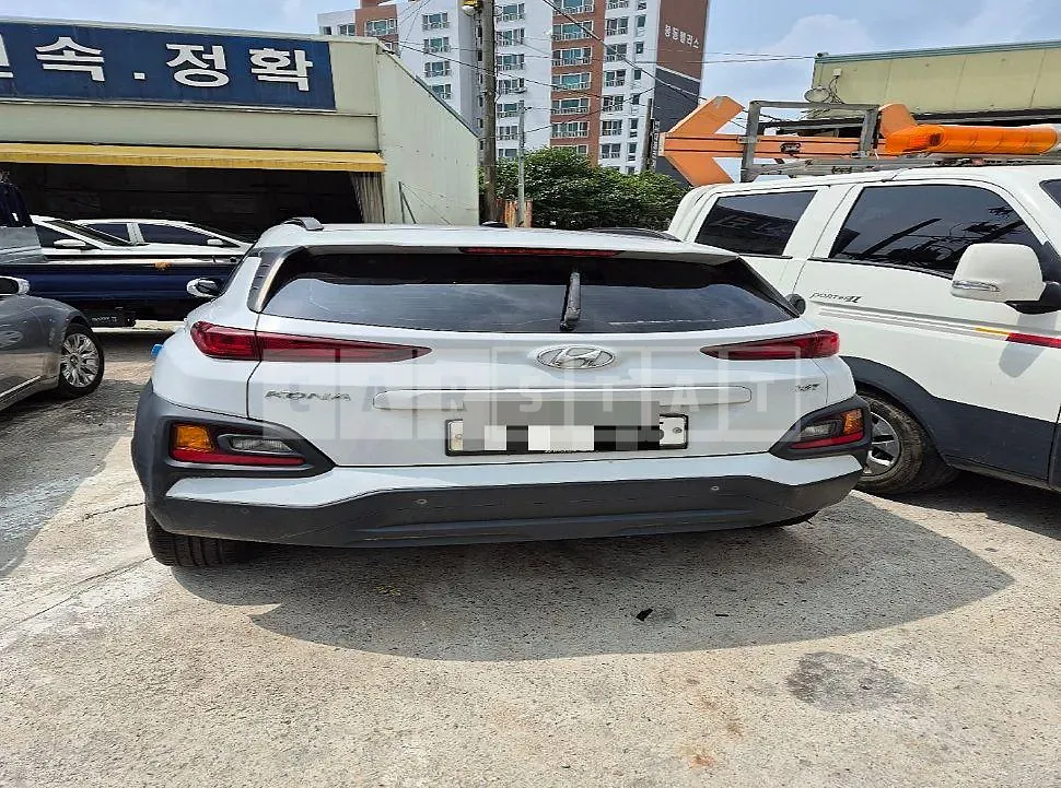 Photo 2 of 10: 2019 Hyundai Kona 1.6 — Korean insurance auction