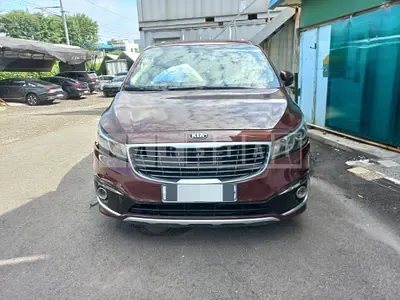 Photo 1 of 26: 2016 Kia Carnival Limousine, VIN KNAME81ABGS241515 — Korean insurance auction