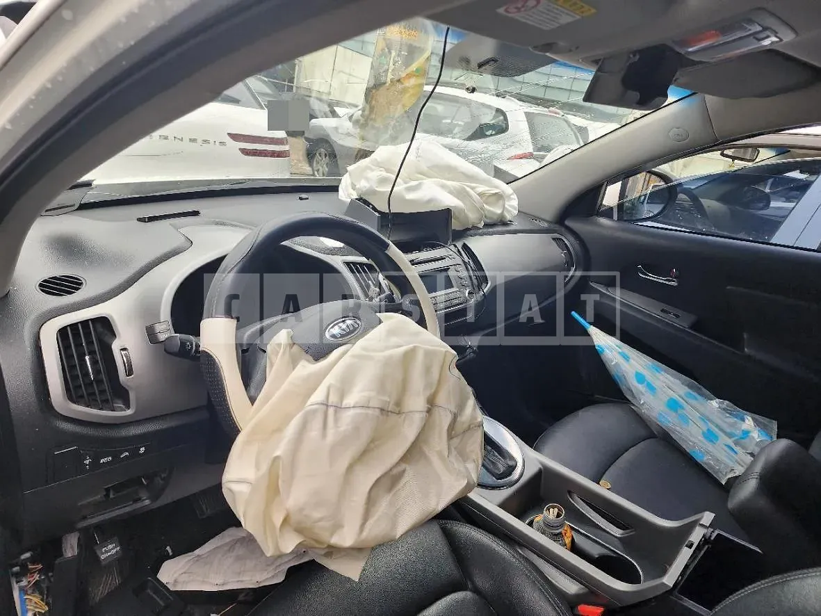 Photo 2 of 5: 2015 Kia Sportage R, VIN KNAPB813BGK799353 — Korean insurance auction