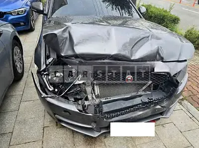 Photo 1 of 17: 2017 Jaguar XE 20d — Korean insurance auction
