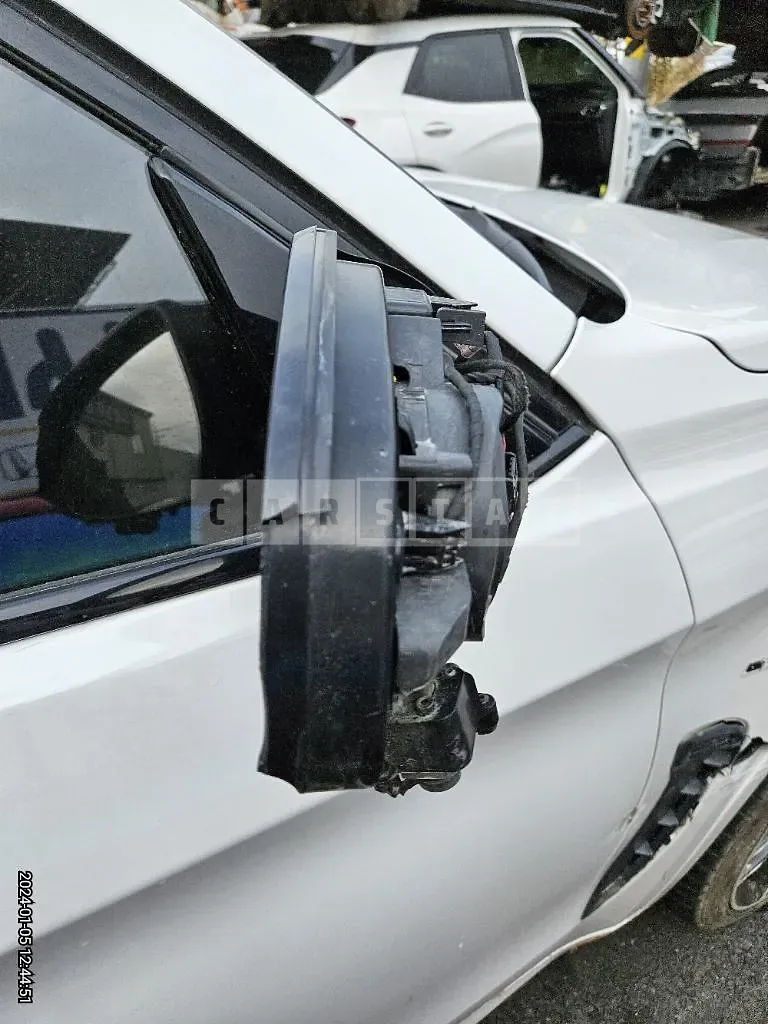 Photo 2 of 17: 2017 BMW X6 M50d, VIN WBAKV6103H0W36044 — Korean insurance auction