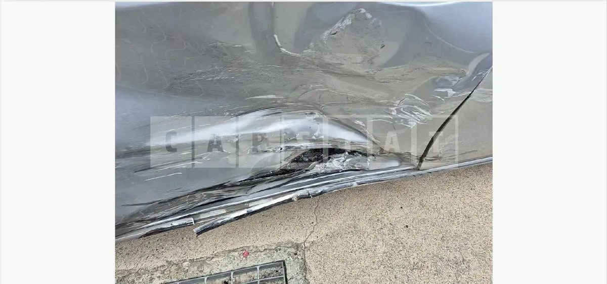 Photo 2 of 23: 2017 Mercedes-Benz E220 d — Korean insurance auction