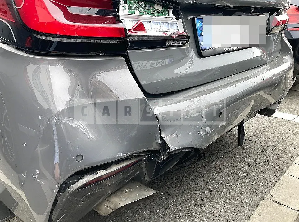 Photo 2 of 16: 2021 BMW 530i, VIN WBA71BH05MCG35960 — Korean insurance auction