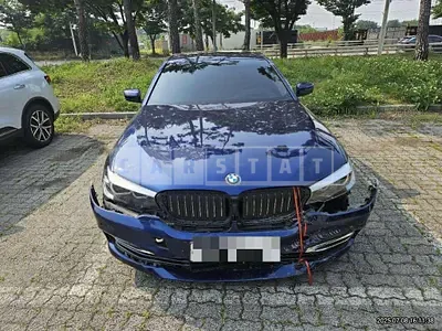 Photo 1 of 35: 2018 BMW 520i — Korean insurance auction