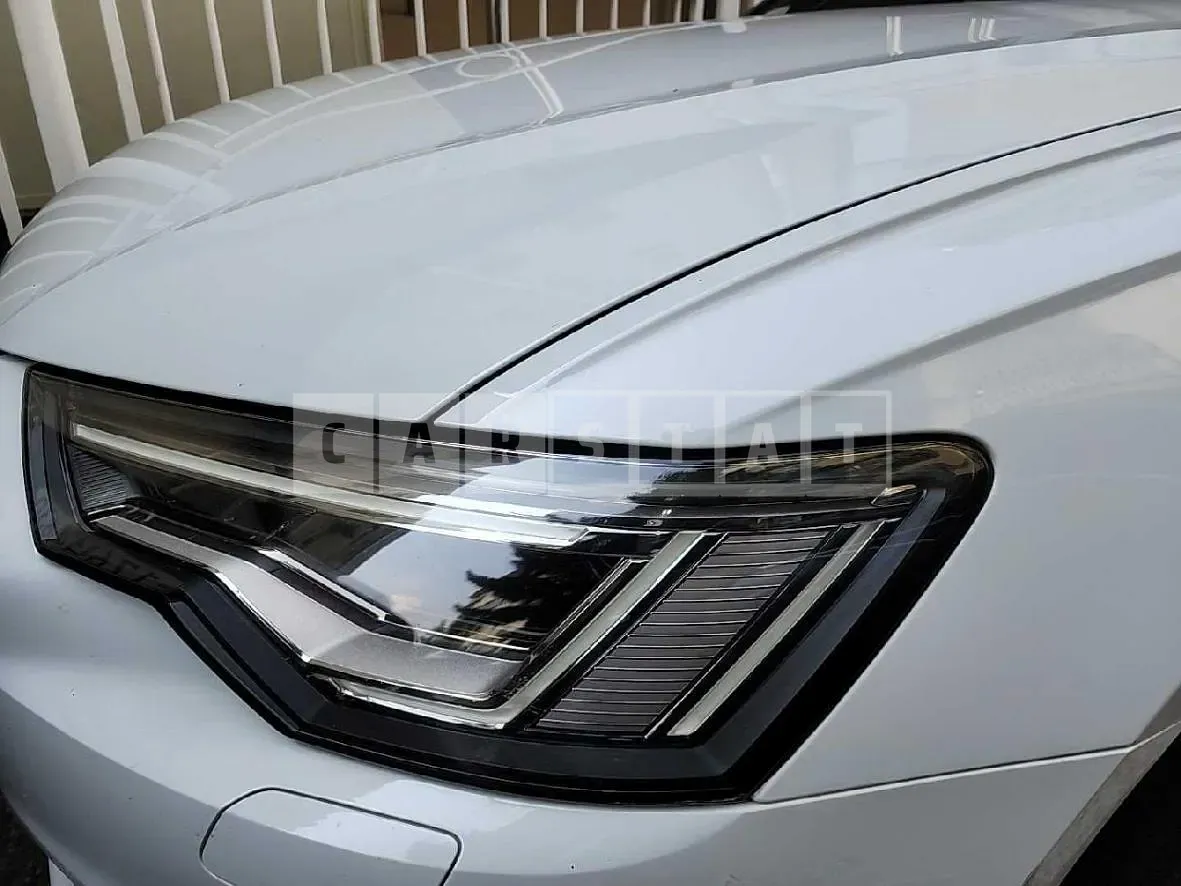 Photo 2 of 3: 2020 Audi (parts) A6 40 TDI Headlamp — Korean insurance auction