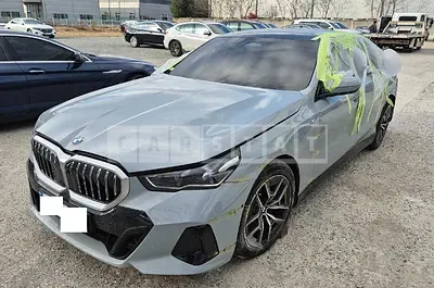 Photo 1 of 50: 2024 BMW 520i — Korean insurance auction