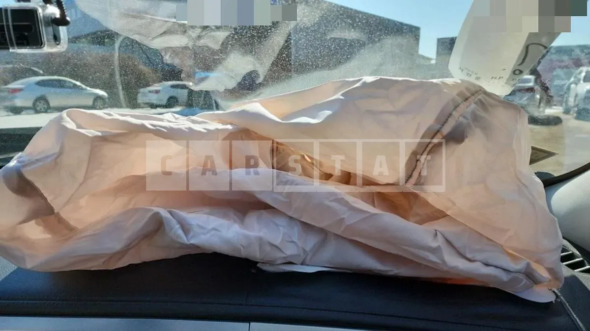 Photo 2 of 12: 2014 Jaguar XF 2.0GTDI — Korean insurance auction