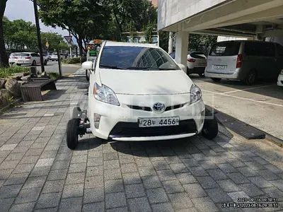 Photo 1 of 13: 2015 Toyota Prius, VIN JTDKN3DU5F1914241 — Korean insurance auction