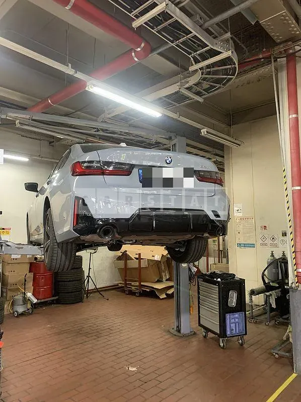 Photo 2 of 16: 2023 BMW 3 Series, VIN WBA61FS00PFP74356 — Korean insurance auction