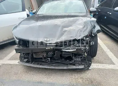 Photo 1 of 14: 2020 Kia K5 — Korean insurance auction