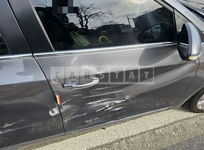 Photo 2 of 6: 2015 Ford Focus 2.0 TDCI — Korean insurance auction
