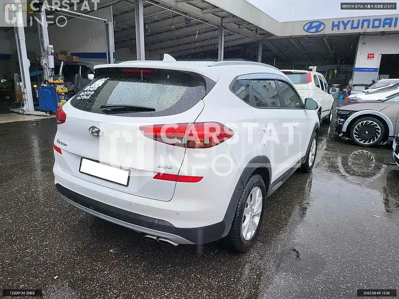 Photo 2 of 7: 2019 Hyundai Tucson, VIN KMHJ381ABKU059203 — Korean insurance auction